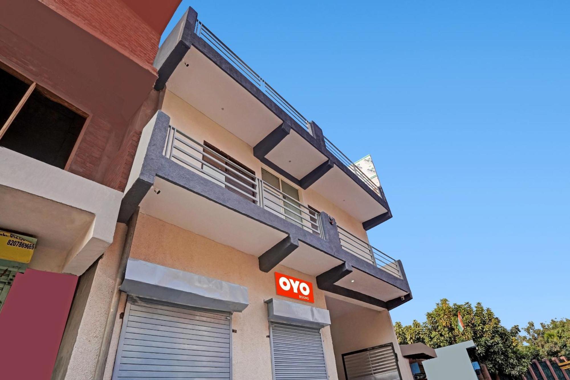 Hotel O Avs Hotel & Restaurant Нойда Экстерьер фото
